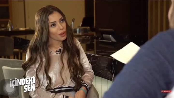 Nudistlarning yalangoch toyi