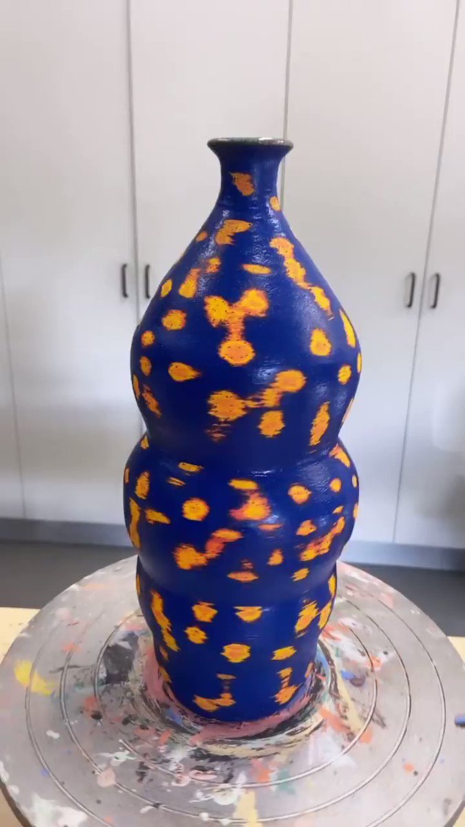 Seth Rogen (@Sethrogen) on Twitter photo 2020-11-30 18:15:04 I made this vase and I’m pretty happy with it. I made this vase and I’m pretty happy with it.