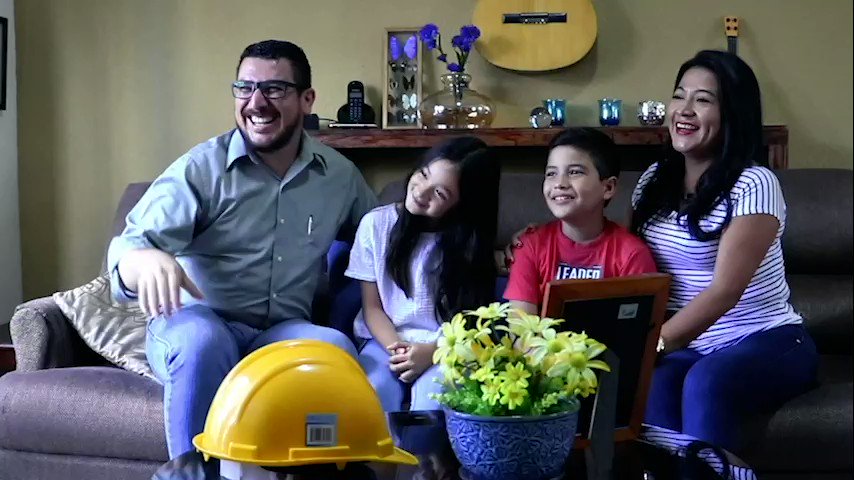 En Galvanissa estamos orgullosos de Vivir Valores que nos hacen Únicos, para cumplir con nuestra misión de mejorar la calidad de vida de nuestras comunidades.
Juntos generamos prosperidad a la medida de la grandeza de El Salvador.
Galvanissa, #1 en Hierro y Techos. https://t.co/7QJq5xxAKd