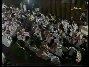 فيديو لقطات من برنامج "امرح واربح" للزميل الإعلامي الراحل جاسم محمد عبدالعزيز المذيع في تلفزيون قطر