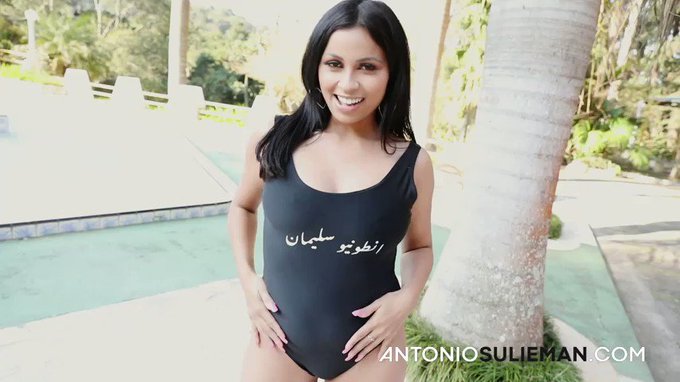 السمرا دي اختارت طريق العهر و فتح الطياز و اجت يم انطونيو ??
لمشاهدة المزيد على https://t.co/w68WHh2QkP
#معصيتي__رIحتي