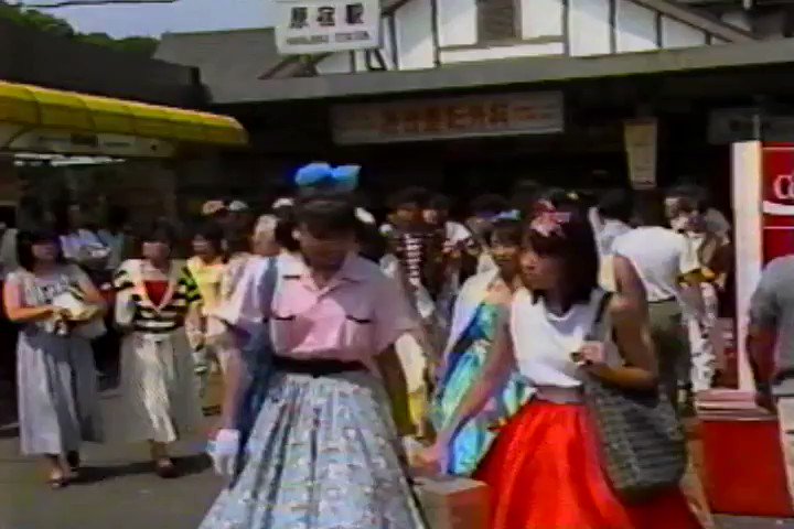 40年くらい前の映像と音楽を合わせたら 当時の深夜のnhkとかで流れてそうな映像になった なんだこのノスタルジックな気持ちは Togetter