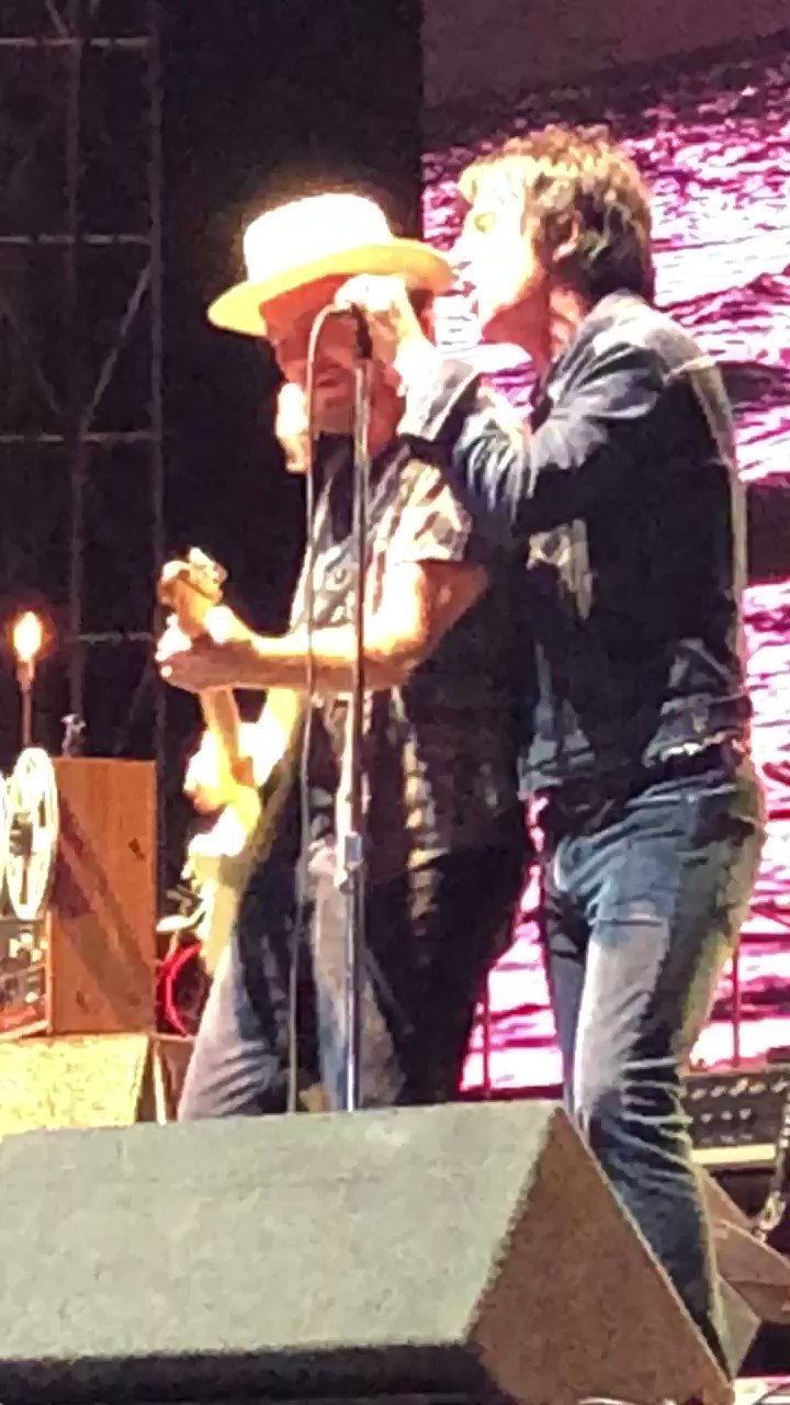  happy birthday. Here s a bit of Eddie Vedder and Johnny Marr 