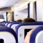 飛行機の英語アナウンスの後の日本語アナウンスが…「絶対もっと言ってたじゃん」ってなるw