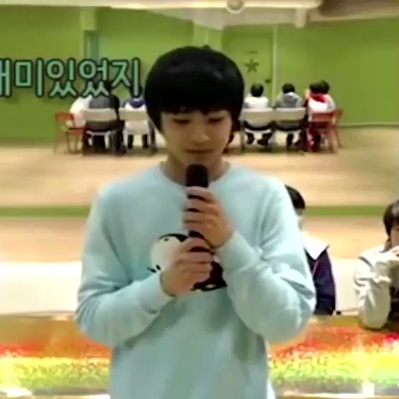 RT @eunoia__svt: Tl cleanse with bowl cut pre debut mingyu with his blue penguin sweater 
https://t.co/ugyhKAK9c6