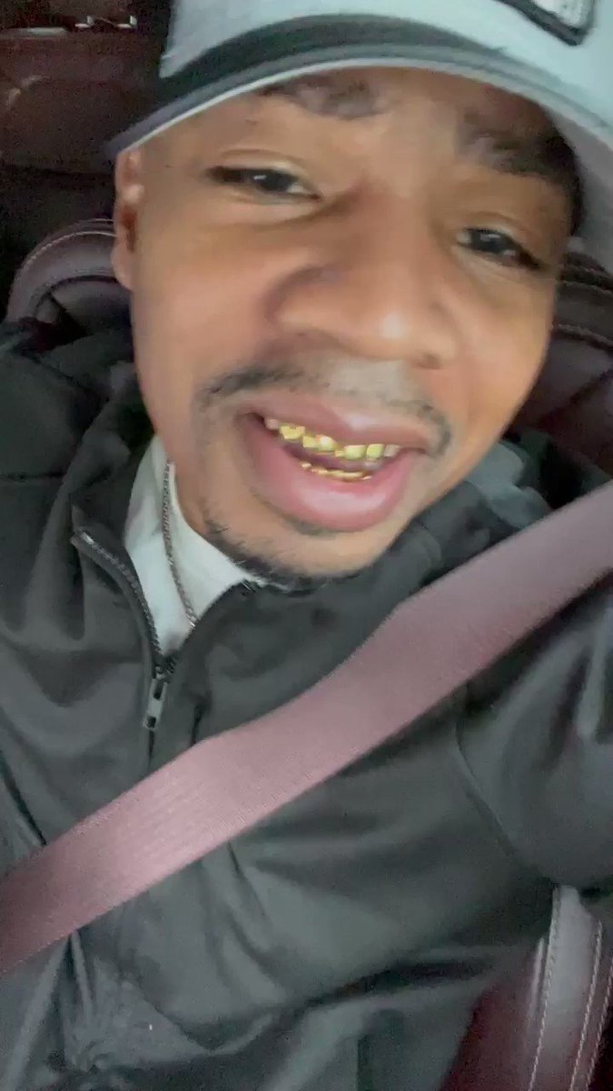 🤣🤣🤣🤣 Mike Donald’s Y’all Getting Outta Hand!!!!! Ronald U Ain’t Build That House Yet Ronald!!!! What The Hell Taking U So Long???🤣🤣🤣 #Plies #Shawty #Rock #Drip4Sale #BustItBaby #PlentyMoney https://t.co/qBvM2z9yjr