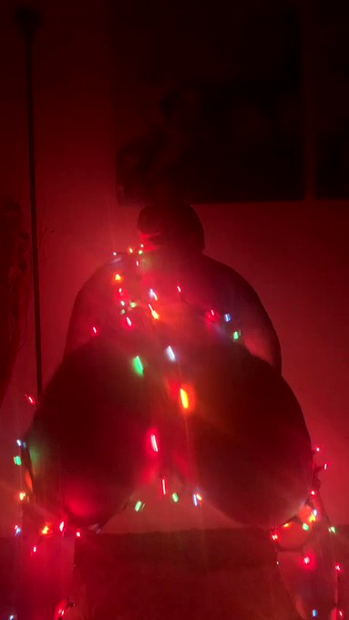 Getting into the Christmas spirit 🎄🎁 https://t.co/8qjoHtXf9l