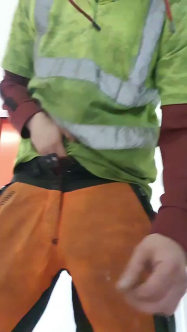 Public train toilet wank before work, rt for the full vid ill dm some of you who rt and follow me the