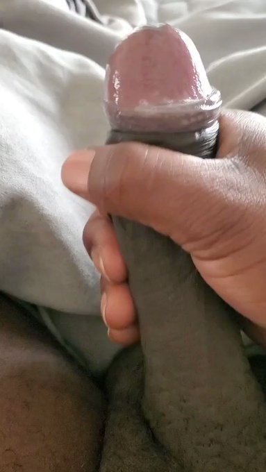 Any girls want to come lick me clean? https://t.co/L7qGYwmnf7