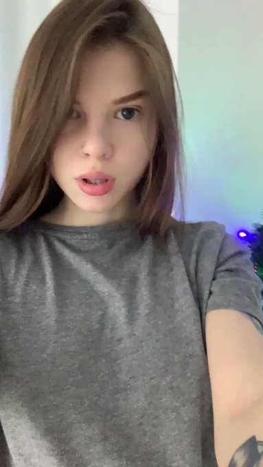Waiting for you in my room on @chaturbate  #webcam #Christmas #anibutler https://t.co/BoO64x9oHA