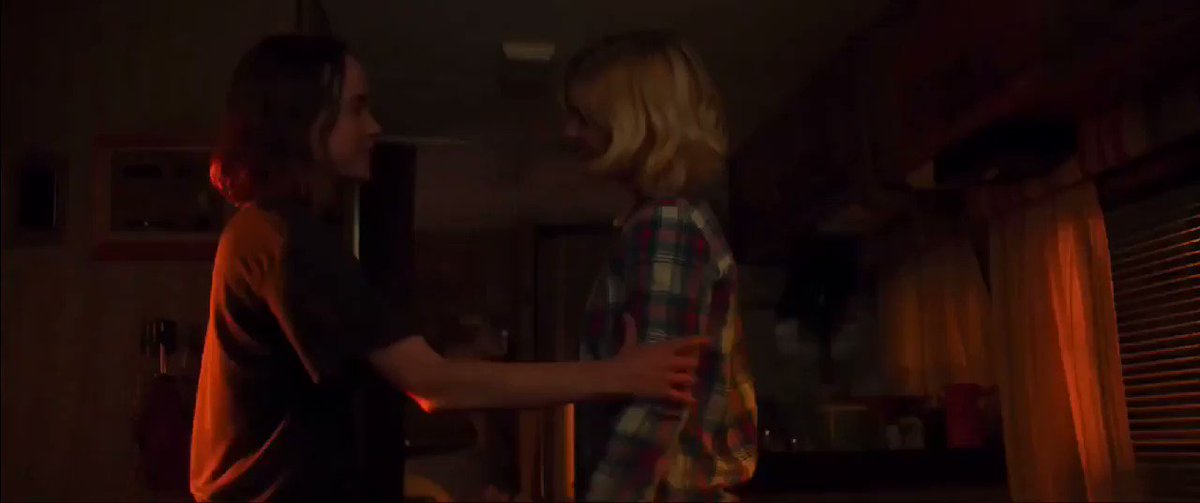 Elliot Page & Kate Mara – My Days of Mercy (2017) – Celeb Nudity