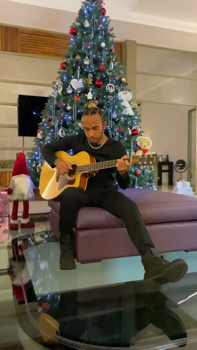 I donβt play much, super limited with what I can play but just made this little one up https://t.co/XETjTjL1JS