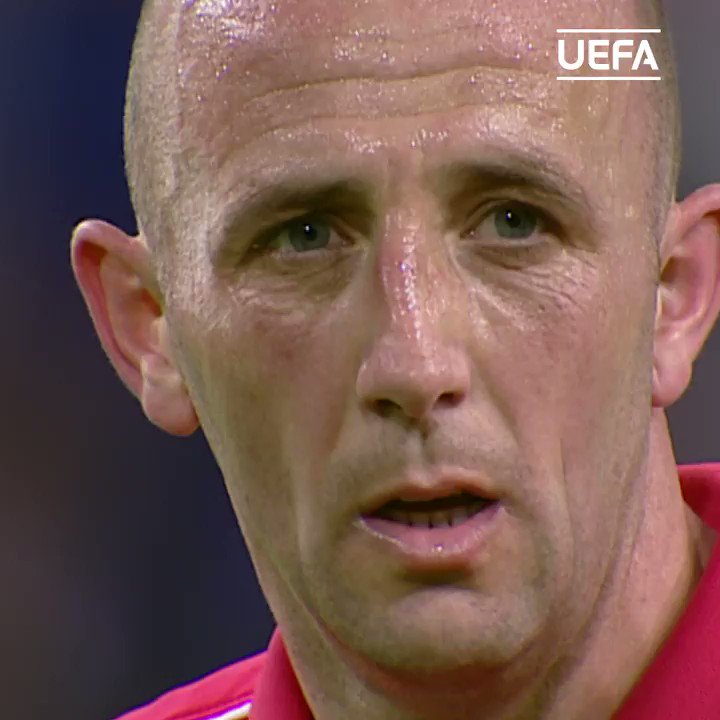 5  6  - Happy Birthday, Gary McAllister!     in 2001 Alavés    | 