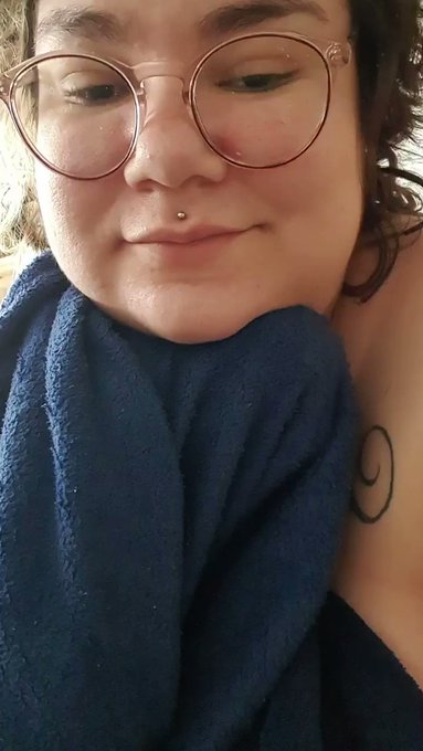 Esqueci que tinha esse despertador na Alexa hoje D: https://t.co/rkZhadMWQR<a href="/tag/mvsales"class="tags"><span>#mvsales</span></a>