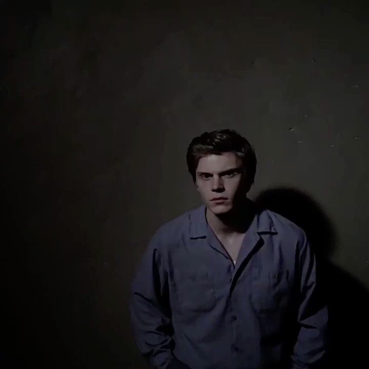 Happy birthday evan peters 