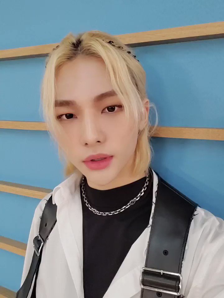 Stray Kids Japan Official on X: Stray Kids Japan Official on X: