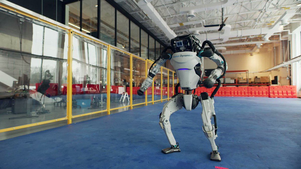 ここまで進化していた！？ボストン・ダイナミクス社のロボットが軽快なダンスを披露！