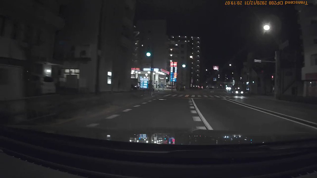 気付くのが後少し遅れていたら大事故になっていたかも？！ドライバーだけでなく歩行者も交通ルールは守ろう！