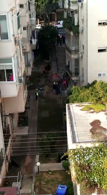 Mysterious energy source melts Tel Aviv sidewalks, prompting evacuations of several buildings in Israel HhE1UI9UGVOmhnzC