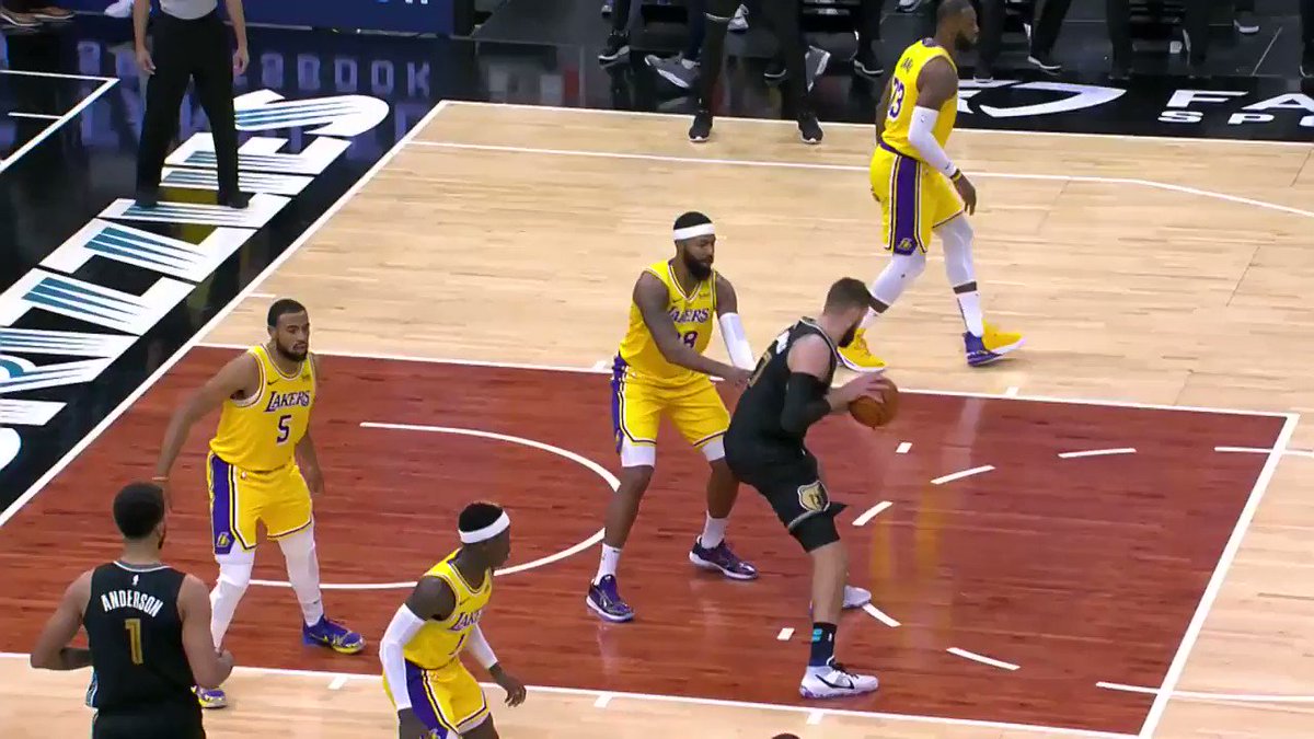 new year. same diet.
A nice serving of BBQ chicken.
@JValanciunas | #GrzNxtGen https://t.co/x52LBeKaFG