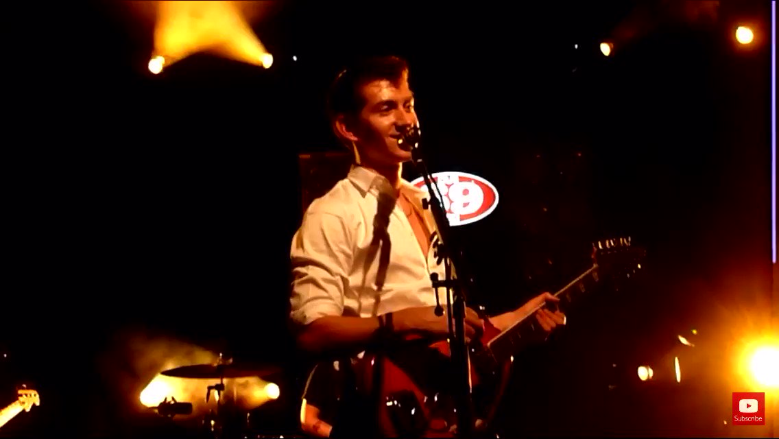 HAPPY BIRTHDAY ALEX TURNER i miss this mf sm 