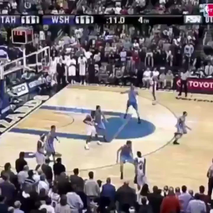 True definition of a walking bucket.

Happy birthday, Gilbert Arenas! 
