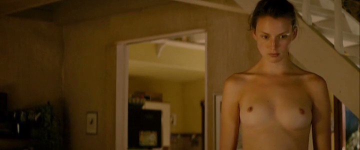 Gaite Jansen – Supernova (2014) – Celeb Nudity