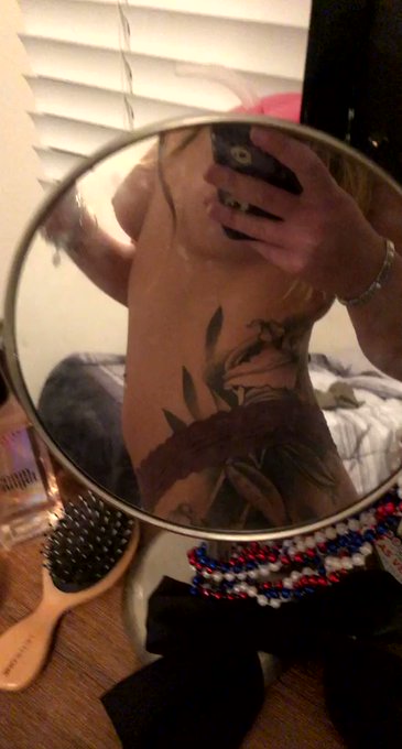 Gnight 😘 https://t.co/89fosja9VX<a href="/tag/italian"class="tags"><span>#italian</span></a><a href="/tag/slut"class="tags"><span>#slut</span></a><a href="/tag/lingerieoftheday"class="tags"><span>#lingerieoftheday</span></a><a href="/tag/bdsmtwitter"class="tags"><span>#bdsmtwitter</span></a>