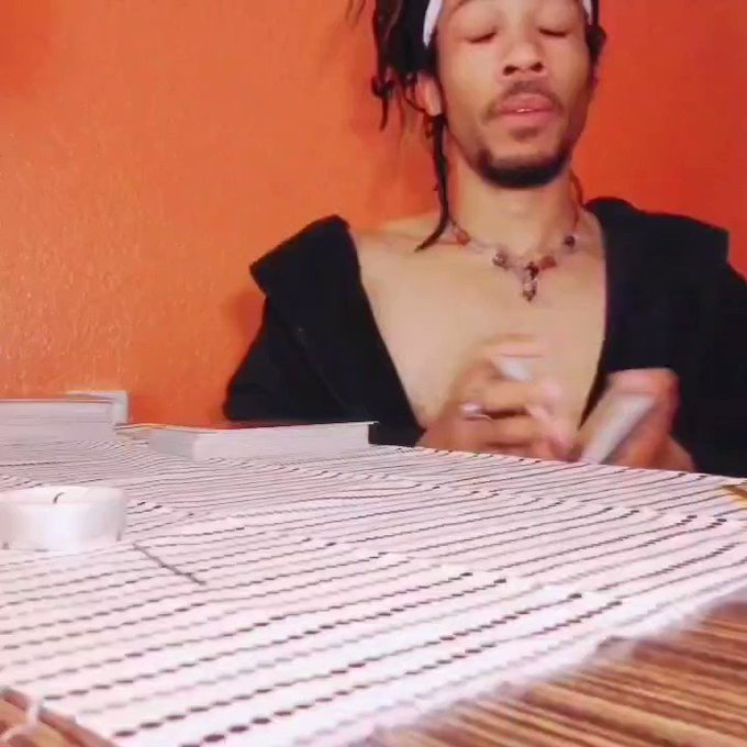 Stay grounded y'all.  #tarot #confused https://t.co/aAw7chTMtw<a href="/tag/tarot"class="tags">#tarot</a><a href="/tag/confused"class="tags">#confused</a>