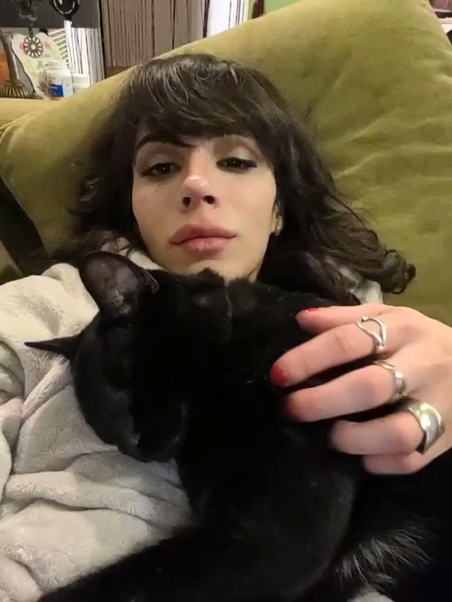 Long day. Not my best work. But this guy makes everything better lol https://t.co/VyZvZCsvpQ
