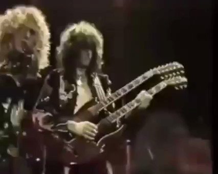 Happy Birthday Jimmy Page!
 (solo) Stairway to heaven        