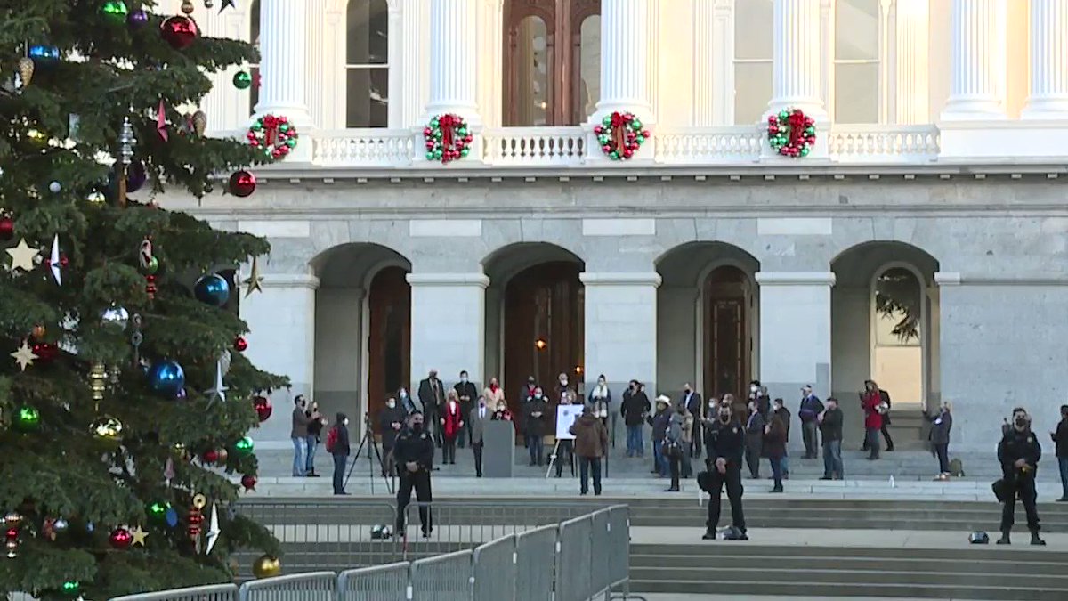 A group of lawmakers gathered outside the State Capitol today in a push to reopen California. It's all part of a three-day conference being held this week in hopes of bringing an end to the lockdown. At 10, hear why they say the current restrictions aren't the answer. @FOX40 https://t.co/ovBjKWlMjB