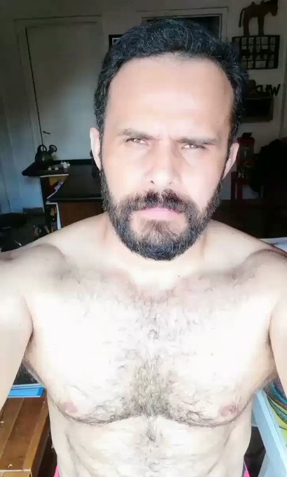 Abrazos y excelente vibra ???? https://t.co/nMJnB3XkzR