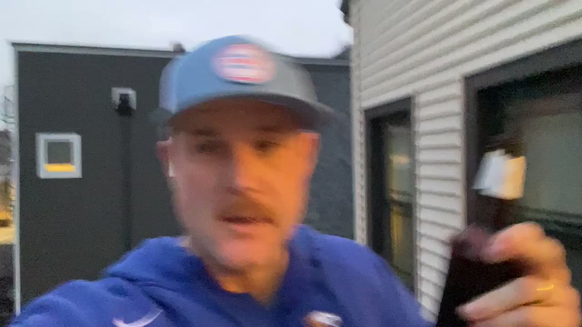 @barstoolcarl's photo on Jim Nantz