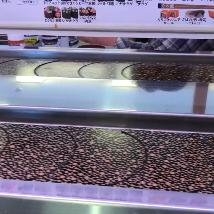 これが本当の回転寿司！回転寿司のレーンに流れてきたのは、なんと『お寿司』だった！？ｗｗ