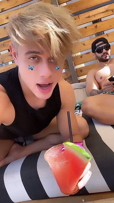 I mean !! Seriously!!! ? love Himmm ? https://t.co/i8w9rnehv1