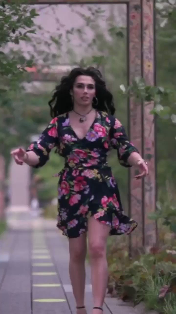 ariel demure on Twitter "I canโt dance, but I can sway lol (last clip