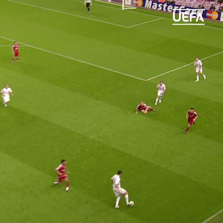 Happy birthday, Peter Crouch!

