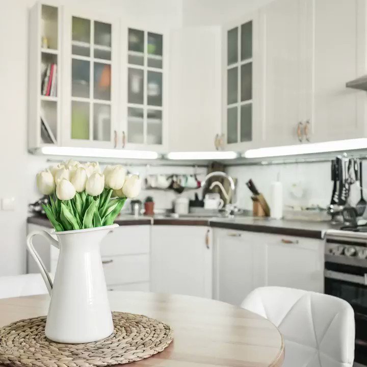 Potential buyers pay serious attention to how appealing your kitchen is when they are deciding to buy. #RealEstateTips
AMERICAN DREAM REALTY~Where Dream Homes Come True! 803-687-8022 https://t.co/vFyud41MPz