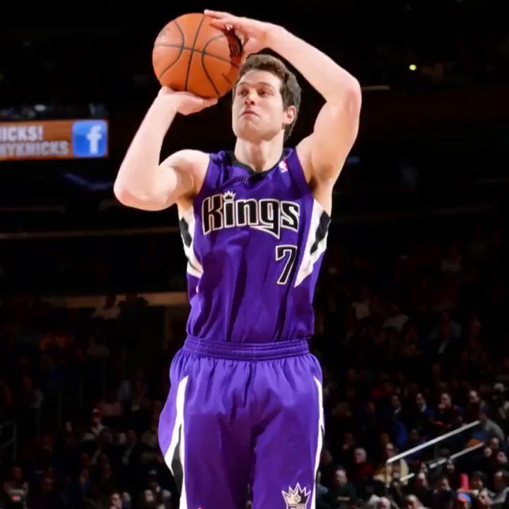 RT @ThrowbackHoops: Jimmer Fredette lights up the New York Knicks! (2014) https://t.co/sKjfi1dQHc