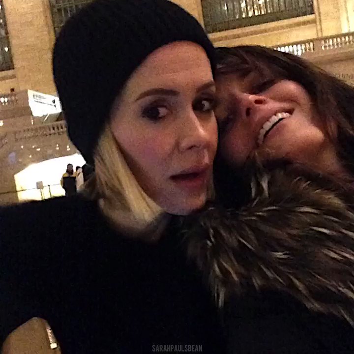 RT @sarahpaulsbean: so true besties sarah paulson & elizabeth reaser https://t.co/F3HVuw2Vmk