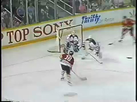 Happy Birthday Mark Messier.
Mark gets the elbow a little high on Denis Savard. 