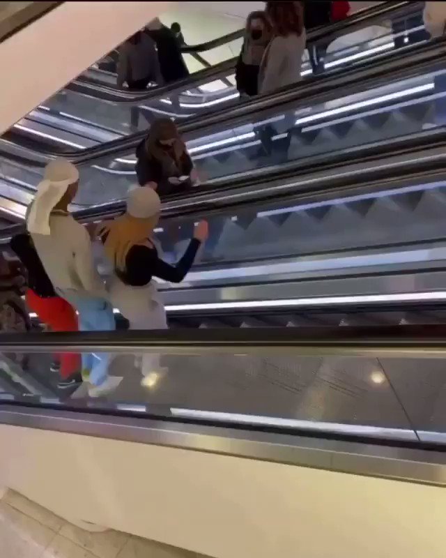 Voilà 😂😂 Sa va trop loin https://t.co/GuO8XrIO8v