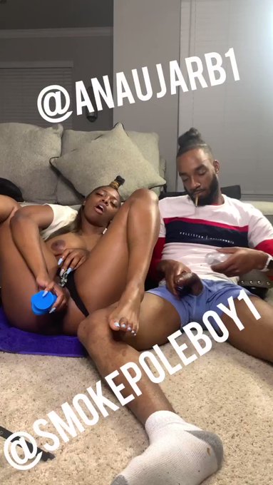 When yall smoke & masturbate together..🥵🤤🤤 https://t.co/fAm9smYQf1