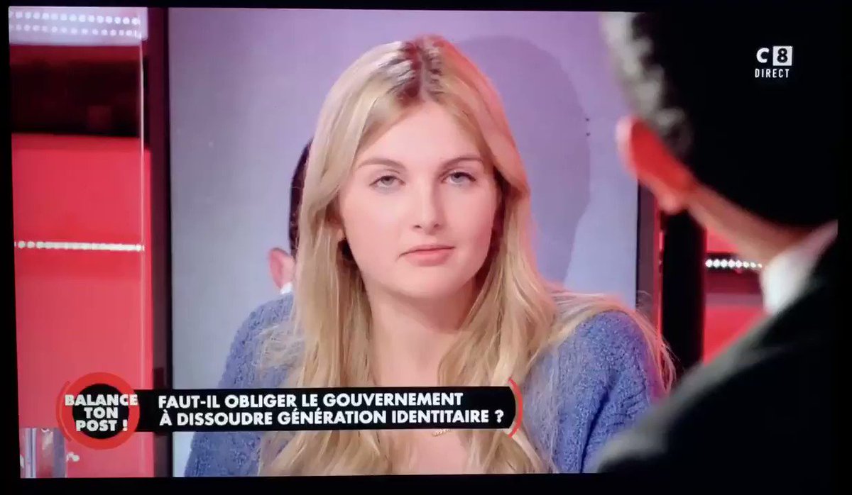 Et maintenant un discours du 3e Reich #BalanceTonPost 😂😂😂😂 https://t.co/ofk5FtvtZj