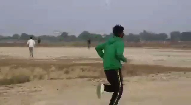 Ashwani Rawat of XII A showing us how to make a schedule of exercises and stick to it for achieving a fit & healthy lifestyle. #dpslko #dpsshaheedpath #fitness #healthylifestyle https://t.co/ec7TbN8CfV