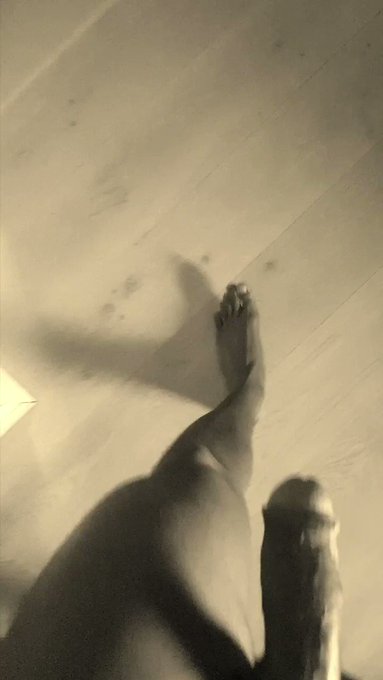 Just a simple stroll to the kitchen, trying not to wake everyone up ?
#bbccreampie #fun #pinkpanther