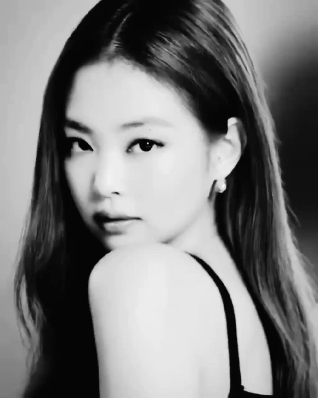 𝕵ennie, Kim. (queanjennie) / Twitter