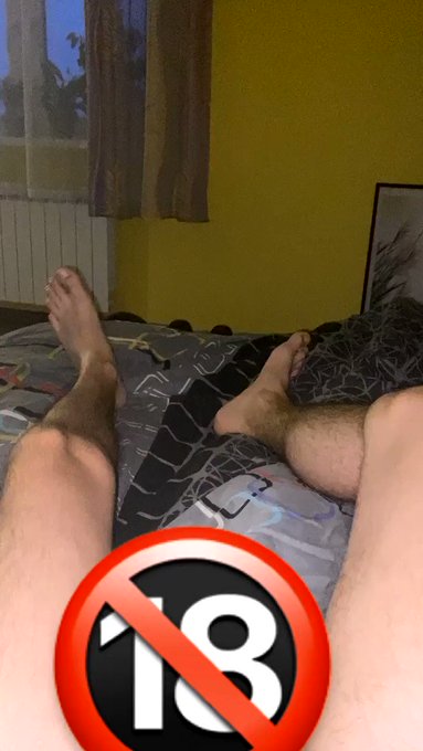 Do you like feet???
For more hot content, click here?
https://t.co/mjN57ta0Hj

#gay #gays #gayteen #gaytwink