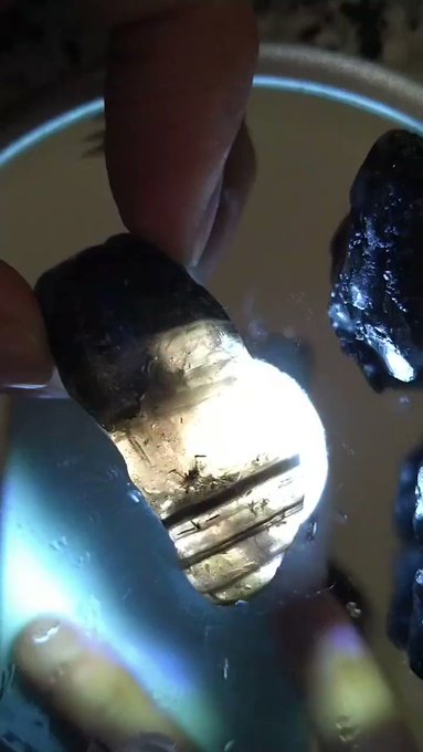 Dr ツクール監督王さん がハッシュタグ 黒曜石 をつけたツイート一覧 1 Whotwi グラフィカルtwitter分析